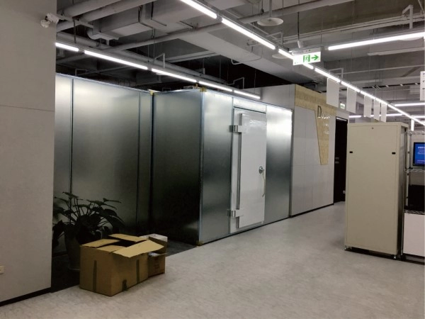 電波隔離室